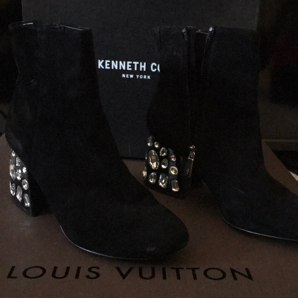 Kenneth Cole Boots